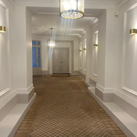 Appartamento Magnifique Au Coeur Du 8e *