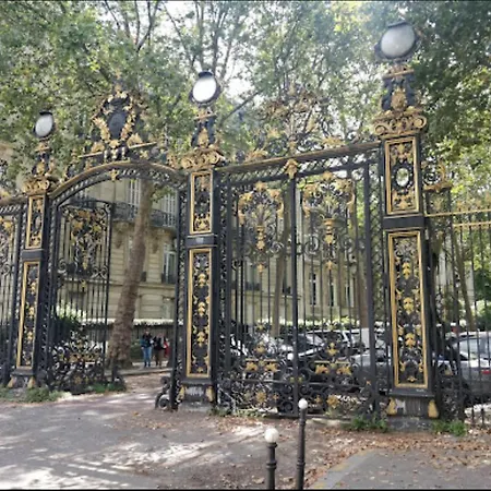 Magnifique Au Coeur Du 8e * Parigi